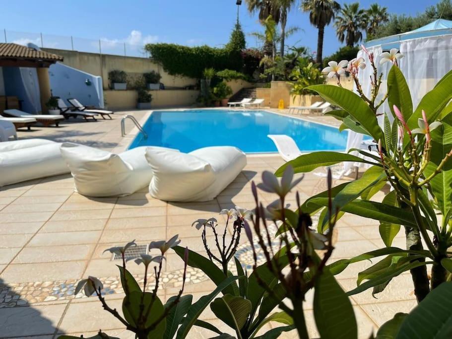 Il Filo Di Perle Luxury Villas Marsala Extérieur photo